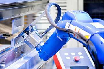 钣金行业资讯-采用机器人钣金折弯，钣金加工行业已经不再需要大批量的尺寸来使用机器人折弯机-开云手机官方版页面登录入口-开云(中国)