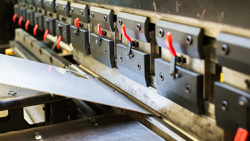 制作钣金加工项目都有哪些基础设备？-开云手机官方版页面登录入口-开云(中国)